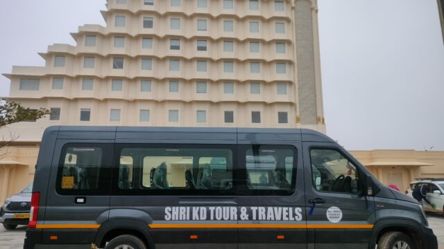 Urbania-On-Rent-in-delhi-1-1
